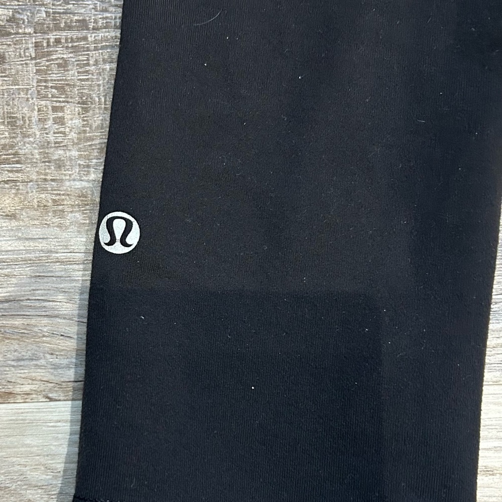 Lululemon reversible pant size 4